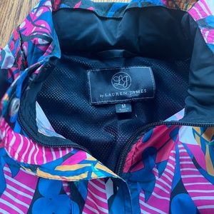 Lauren James Pullover size Medium